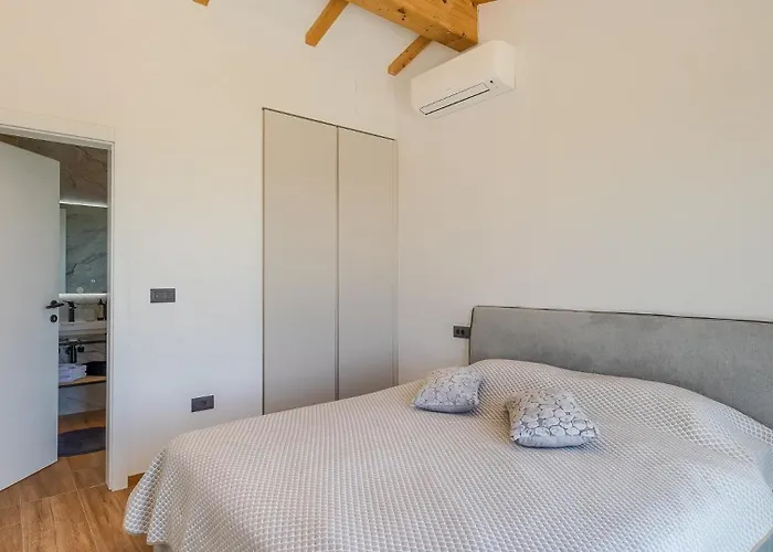 Petrush By Guide Villa *