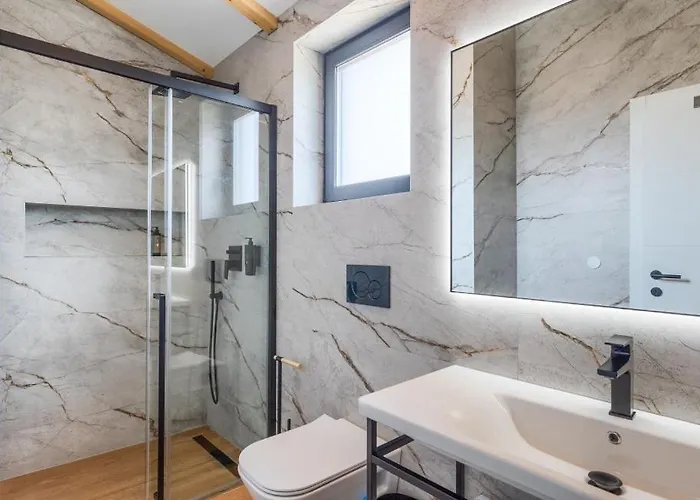 Petrush By Guide Villa *